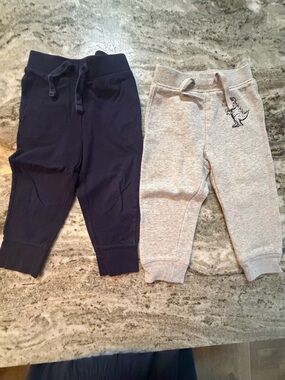 GAP Navy and Heather Gray Kids Jogger Pants Duo